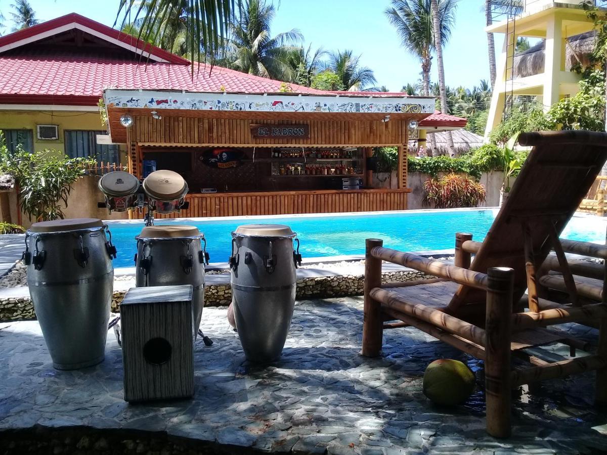 Apo Diver Beach Resort San Juan  Exterior photo