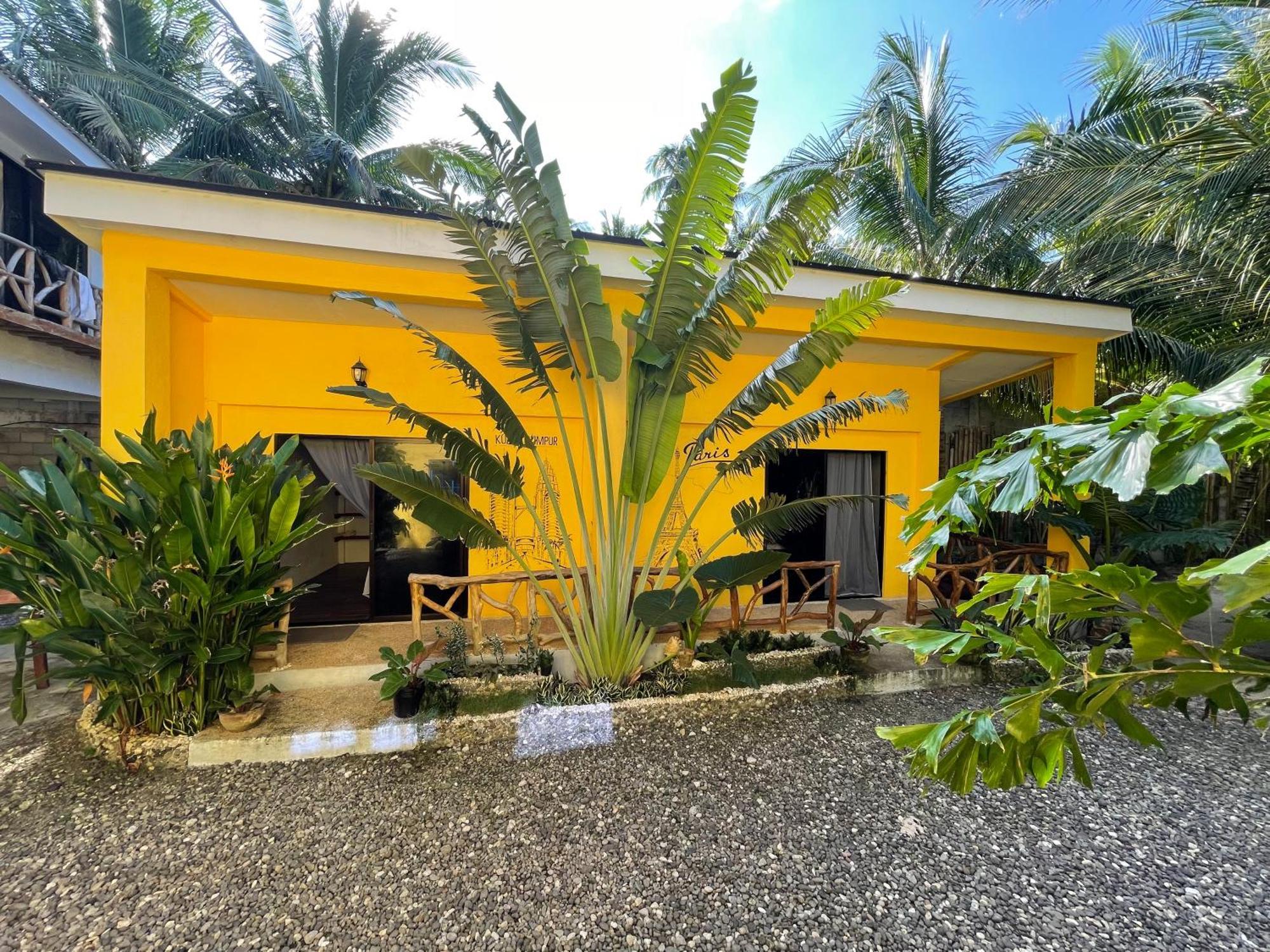Apo Diver Beach Resort San Juan  Exterior photo